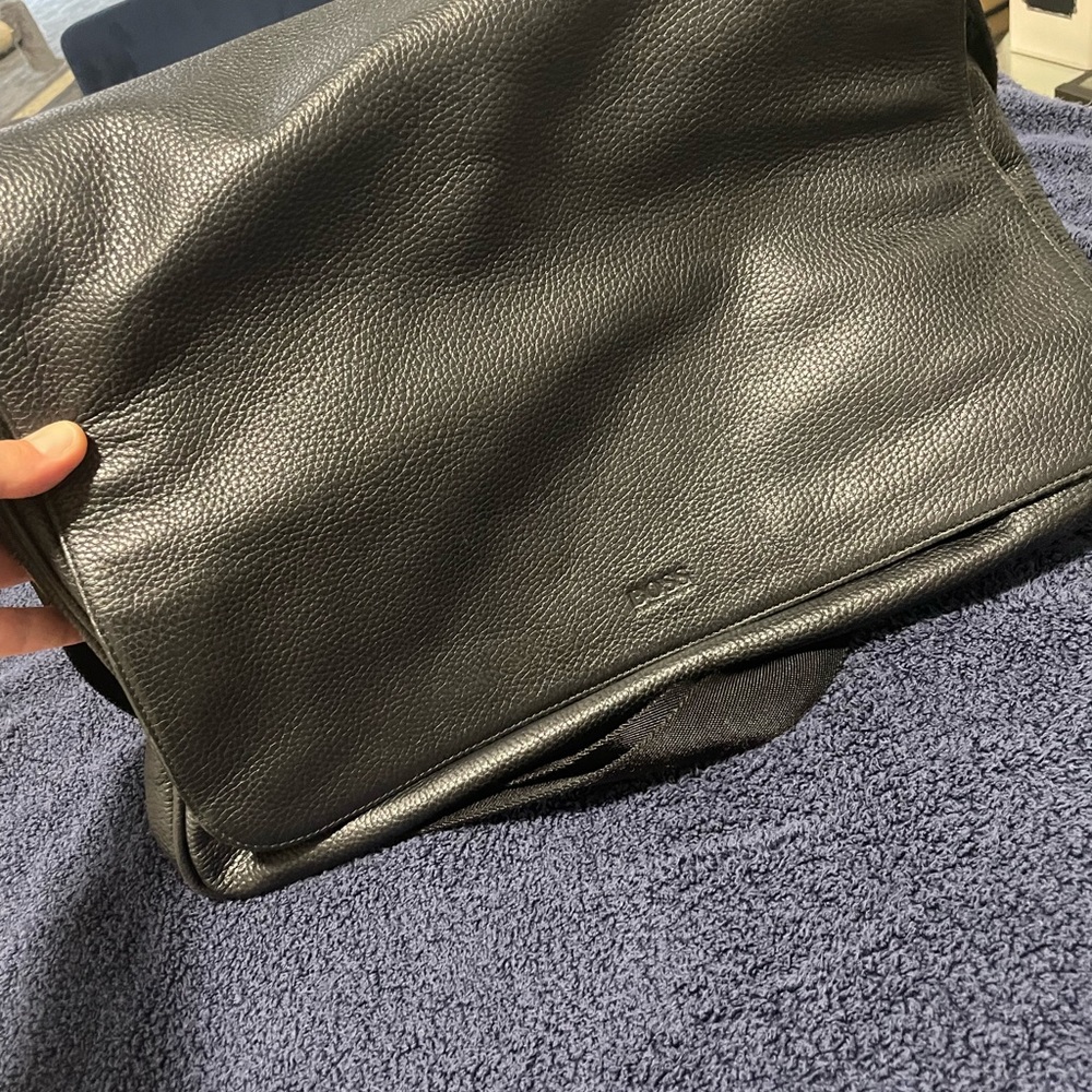 Hugo Boss Leather Messenger bag